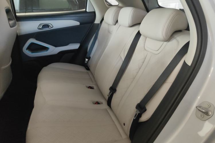 Used BYD Yuan UP 2025 Intelligent Driving Version 401 km Beyond-Range Edition