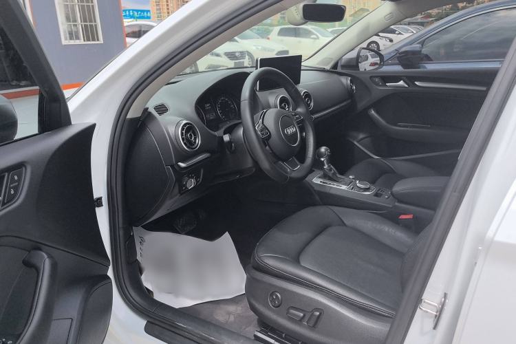 Used Audi A3 2015 Limousine 35 TFSI Millionth Anniversary Intelligent Leading Model
