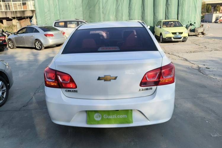 Used Chevrolet Cruze 2015 1.5L Classic SL MT
