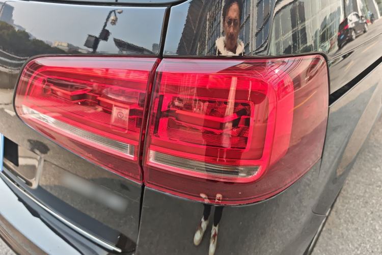 Used Volkswagen Sharan 2016 380TSI Luxury 7-Seater
