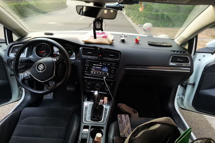 Used Volkswagen Golf 2018 230TSI Automatic Luxury Version