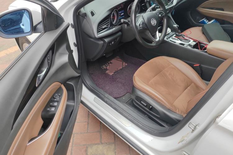 Used Buick Regal 2017 20T Luxury Model
