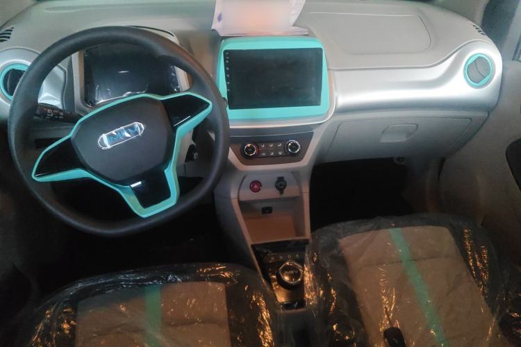 Used JMEV Xiao Qilin 2024 201 km Luxury Version