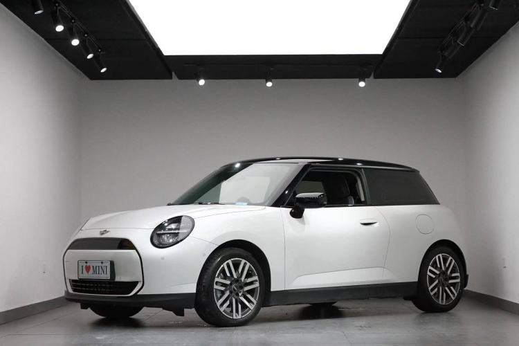 Used  Electric MINI COOPER 2024 456km COOPER E Classic Edition
