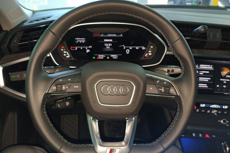 Used Audi Q3 Sportback 2023 40 TFSI Fashion Model
