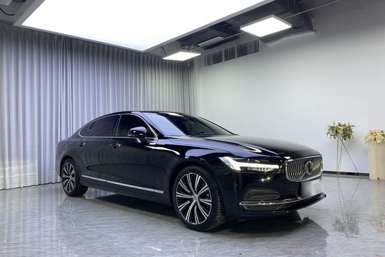 Used Volvo S90 2023 B5 Zhiyuan Luxury Edition

