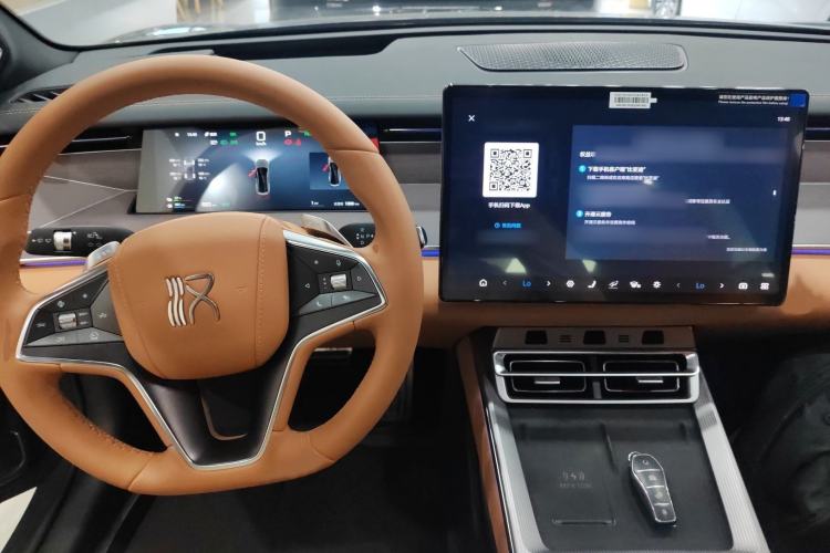 Used BYD Han L 2025 DM-p Four-Wheel-Drive LiDAR Flagship Model
