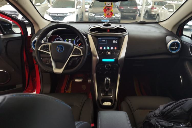 Used BYD Yuan New Energy 2018 EV360 Smart Connect Cool Edition
