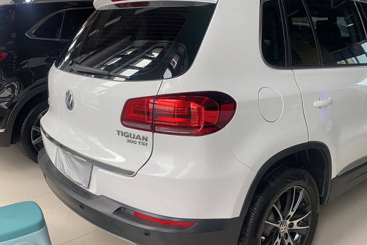 Used Volkswagen Tiguan 2016 300TSI Automatic All-Wheel Drive Luxury Edition
