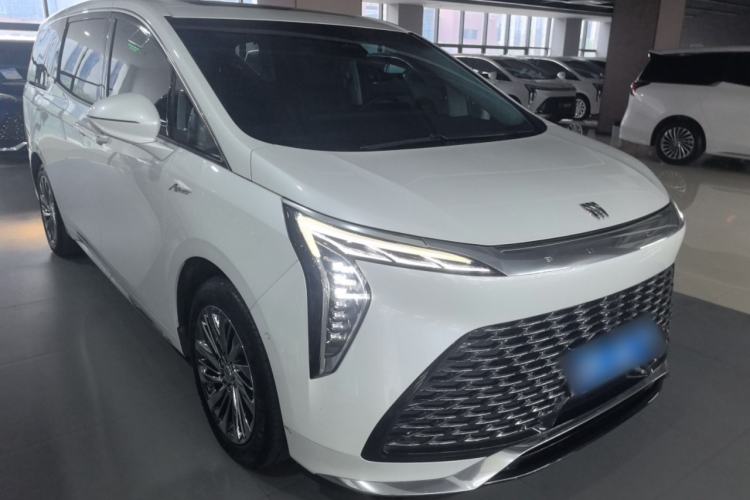 Used Buick Century 2023 2.0T Six-Seater Yinshi Edition
