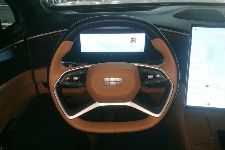 Used  L7 2025 EM-i 115km Exploration+ Edition
