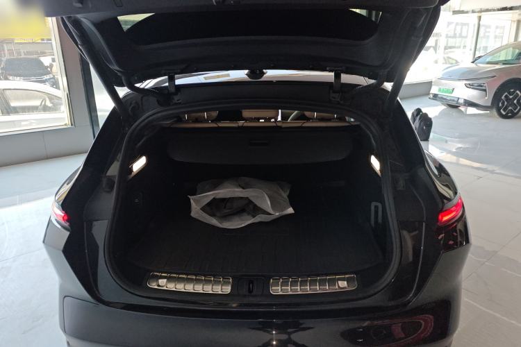 Used Nio ET5T 2024 75kWh Touring