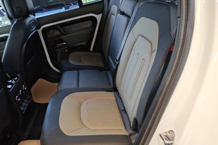 Used Land Rover Defender 2022 110 P400 X-DYNAMIC HSE
