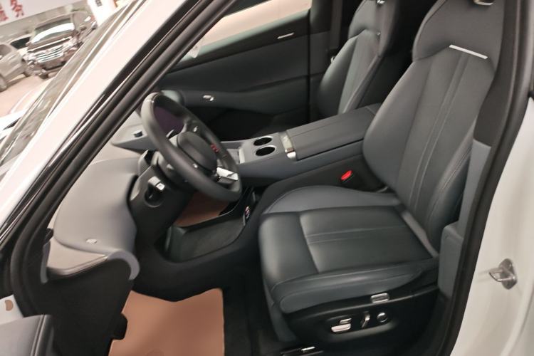 Used  YU7 2025 Ultra-Long Range Rear-Wheel Drive Version