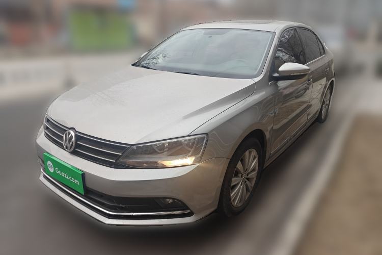 Used Volkswagen Sagitar 2015 230TSI Automatic Comfort Version