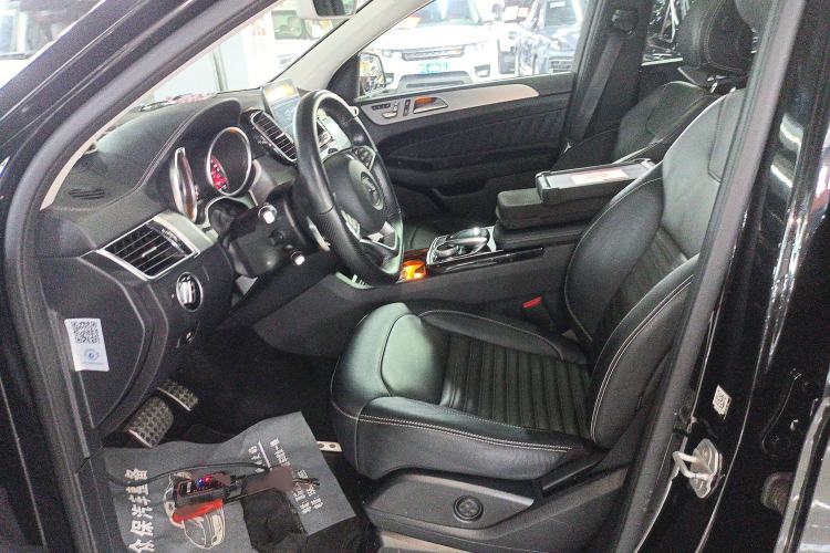 Used Mercedes-Benz GLE Coupe 2017 GLE 450 AMG 4MATIC Coupe SUV
