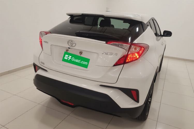 Used Toyota IZOA 2020 2.0L Yi Xiang CARE
