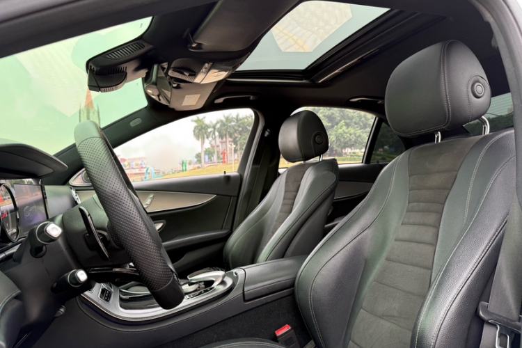 Used Mercedes-Benz E-Class 2017 E 200 Sport
