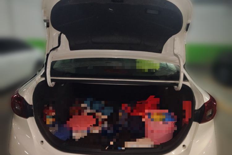 Used Mazda Mazda 3 Axela 2016 Sedan 1.5L Automatic Luxury Model