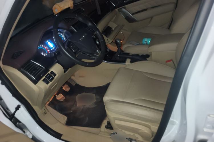 Used Haval H2 2016 Red Label 1.5T Manual Two-Wheel Drive Elite Model