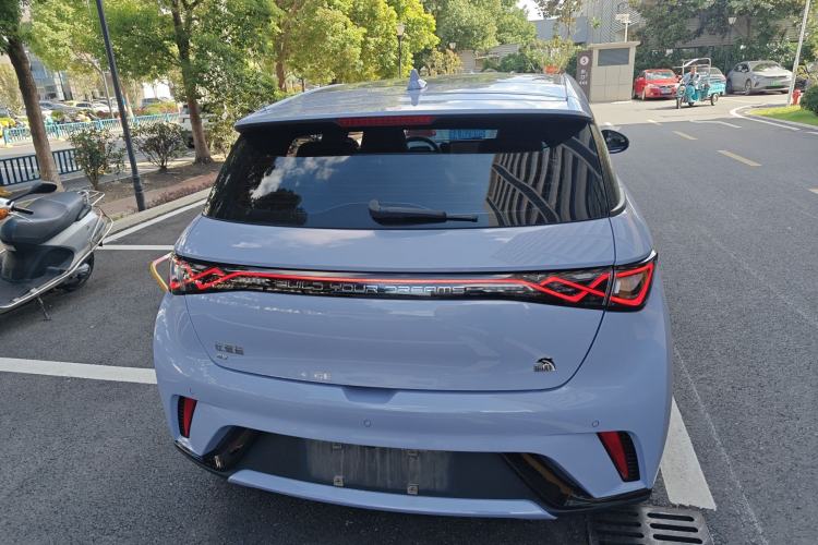 Used BYD Dolphin 2023 420 km Fashion Edition
