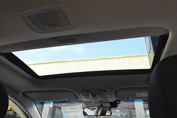 Used Hyundai Elantra 2016 1.6L Automatic ZhiXuan – Elite Version
