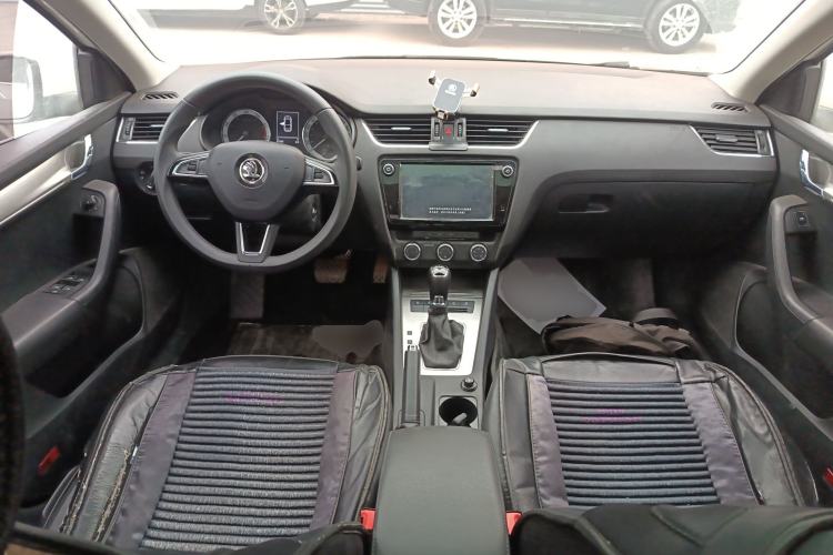 Used Skoda Octavia 2019 TSI230 DSG Luxury Edition