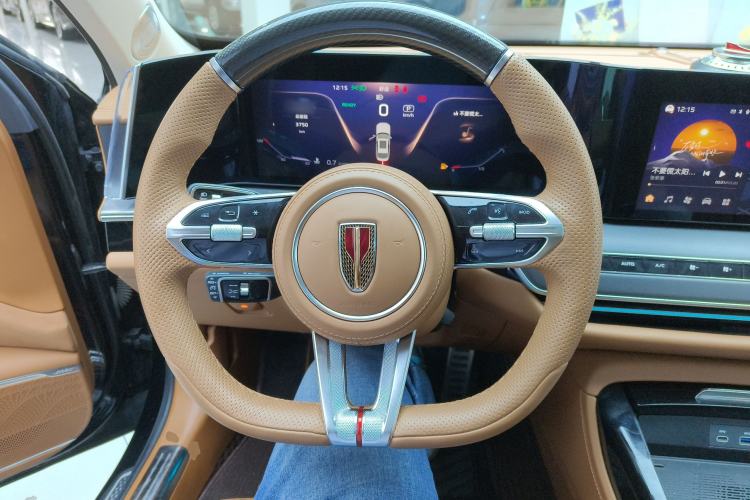 Used Hongqi H9 2024 2.0T Qichang Private Enjoyment Luxury Edition
