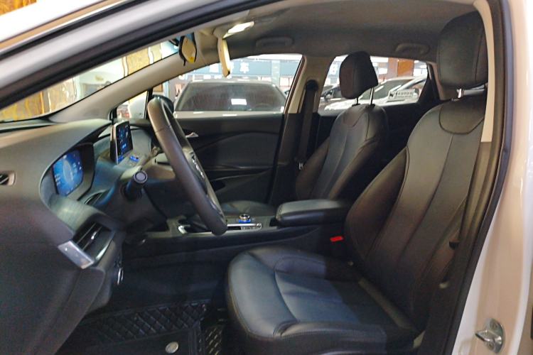 Used Buick Velite 6 2023 430km Range Commuter Version
