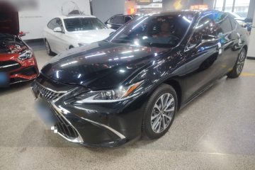 Used Lexus ES 2023 200 Excellence Edition