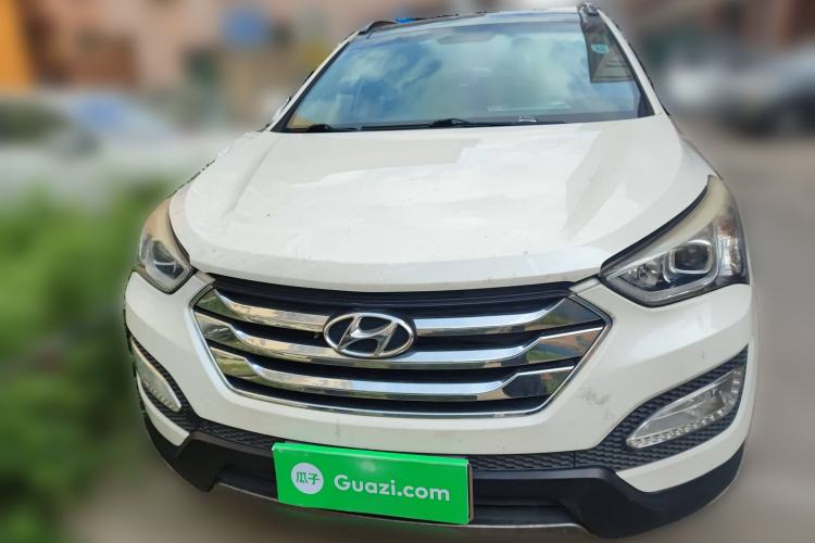 Used Hyundai Santa Fe 2015 2.0T Automatic Two-Wheel Drive Smart Version 5 Seats
