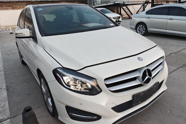 Used Mercedes-Benz B-Class 2015 B 200 Fashion Model
