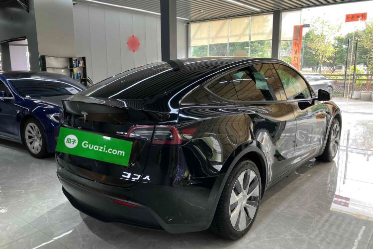 Used Tesla Model Y 2022 Rear-Wheel-Drive Version
