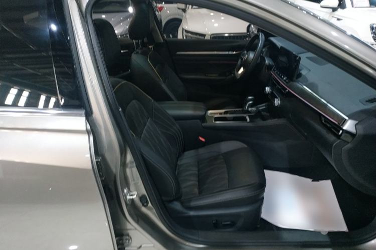 Used Nissan Teana 2022 2.0L XL-Upr Enjoyment Edition
