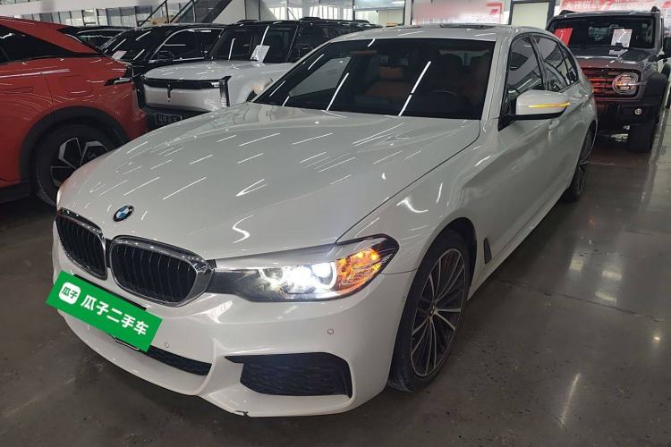 Used BMW 5 Series 2019 Facelifted 530Li Leading Edition M Sport Package
