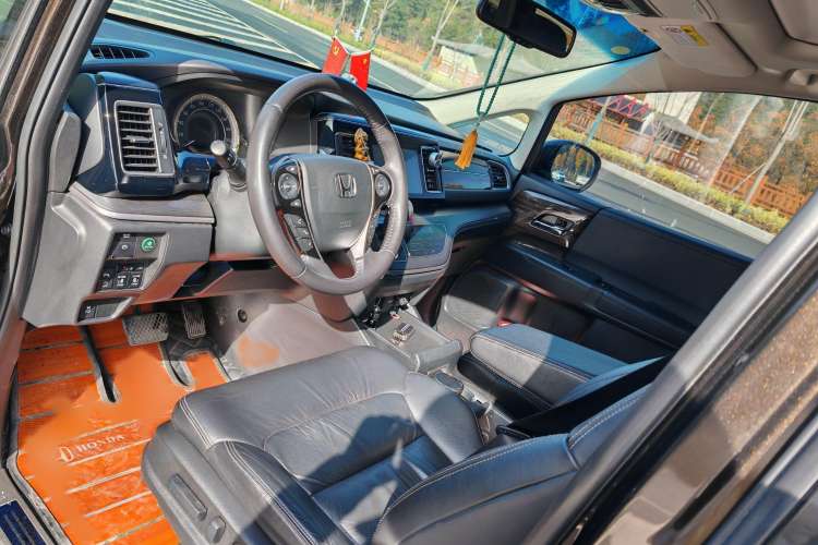 Used Honda Elysion 2016 2.4L Luxury Edition
