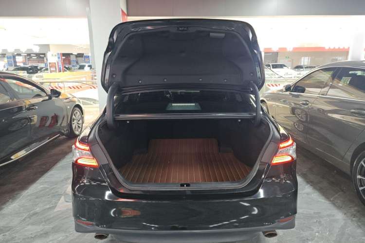 Used Toyota Camry 2019 2.5G Luxury Edition China VI Standard
