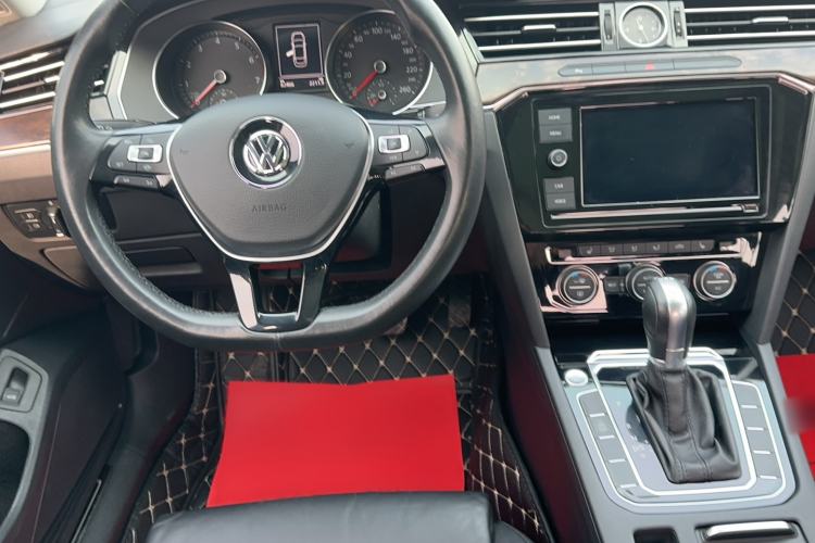 Used Volkswagen Magotan 2019 330TSI DSG Luxury Model China V Standard
