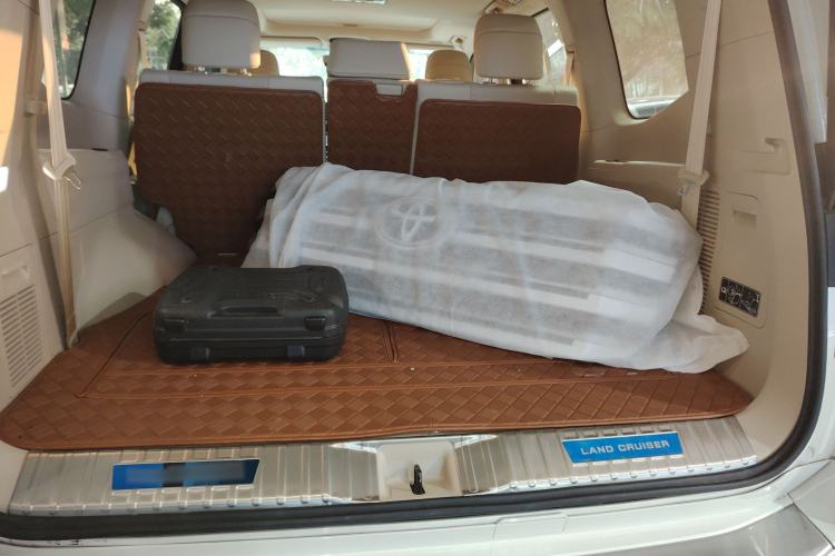 Used Toyota Land Cruiser 2022 3500 3.5T GXR with 20 Wheels Velvet Finish No Creep—Middle East
