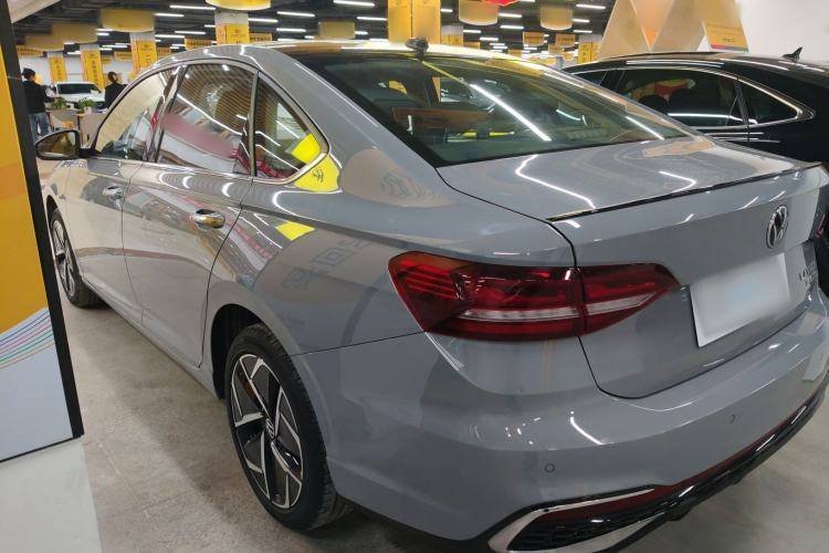 Used Volkswagen Lavida 2023 300TSI DSG Starry Sky Elite Edition