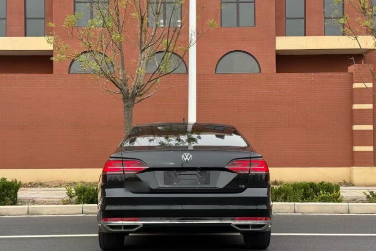 Used Volkswagen Phideon 2021 380TSI Luxury Edition
