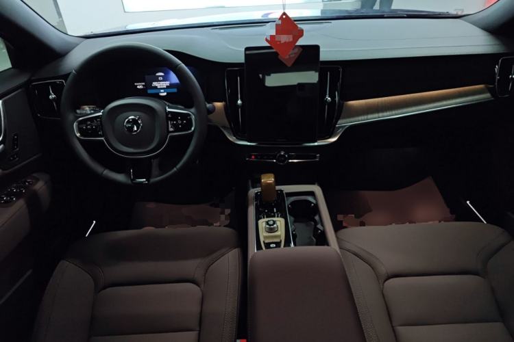 Used Volvo S90 2026 B5 Zhiyi Luxury Edition
