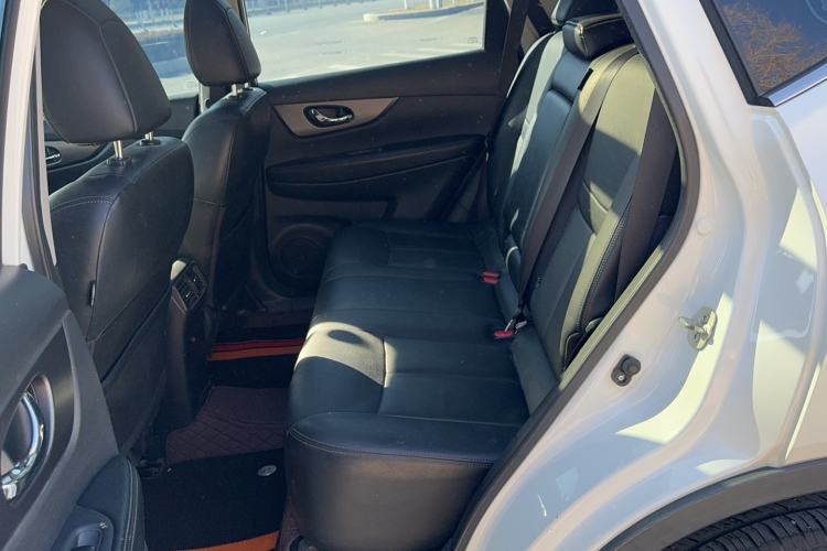 Used Nissan X-Trail 2014 2.0L CVT Comfort Edition 2WD
