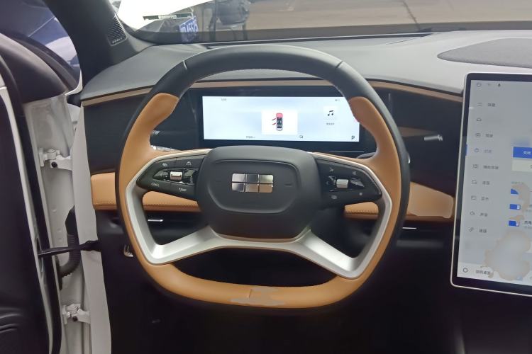 Used Geely Galaxy L7 2024 1.5T 115 km PLUS Dragon Edition
