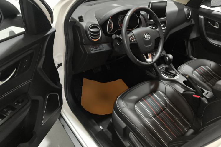 Used Bestune X40 2017 1.6L Automatic Luxury Model
