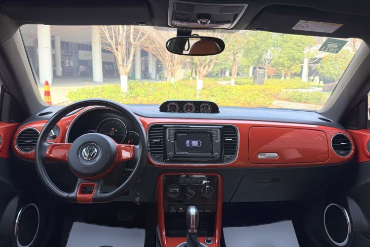 Used Volkswagen Beetle 2018 180TSI Joyful Orange Edition