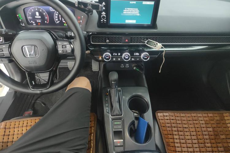 Used Honda Civic 2022 240TURBO CVT Dynamic Edition
