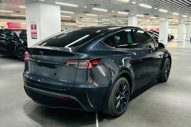 Used Tesla Model Y 2024 Rear-Wheel-Drive Version