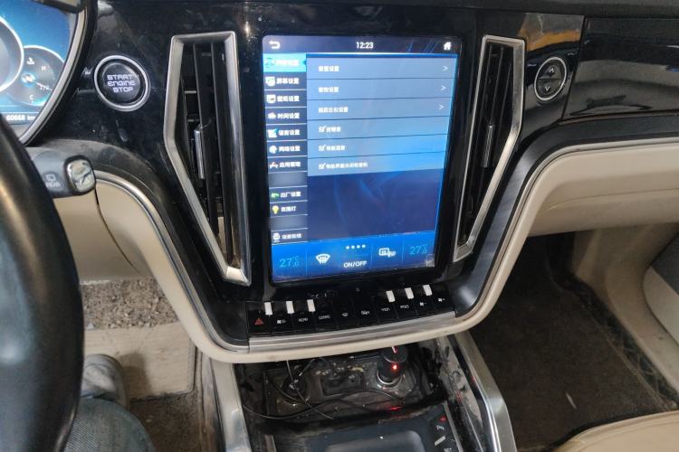 Used Zotye T700 2017 1.8T Dual-Clutch Prestige Model
