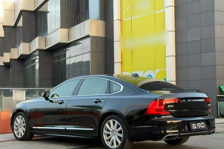 Used Volvo S90 2020 T5 Zhiyuan Luxury Edition
